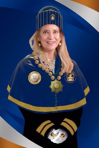 Dra. María González de Echávarri, España